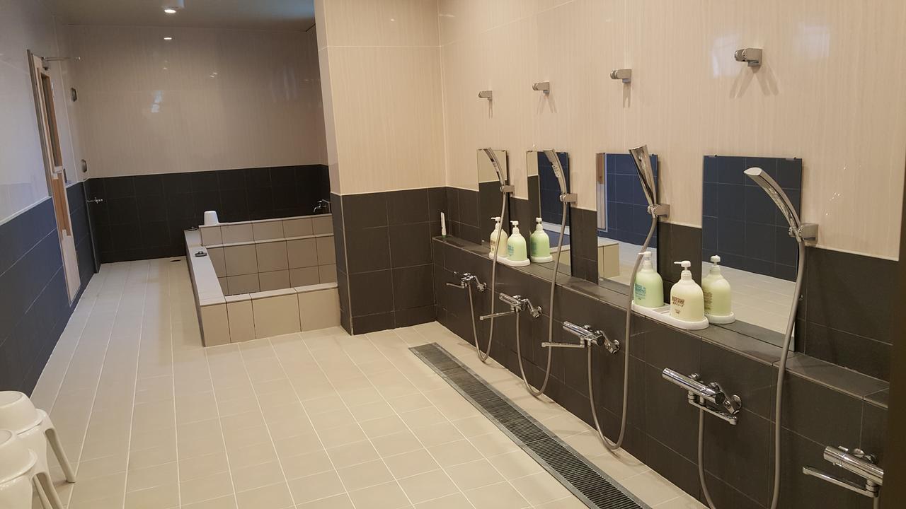 Iwanai Hotel Grand מראה חיצוני תמונה